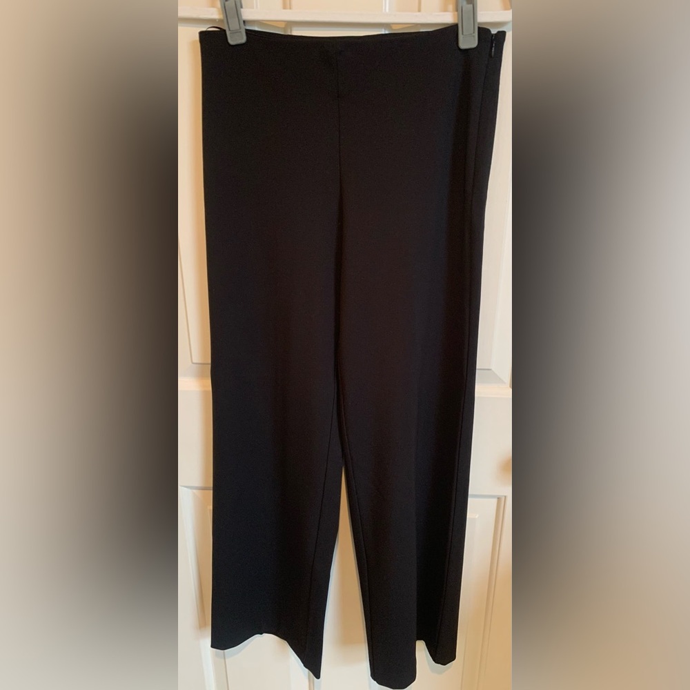 J. Mclaughlin ponte pants. Size 2. Like new condition. - Picture 4 of 7